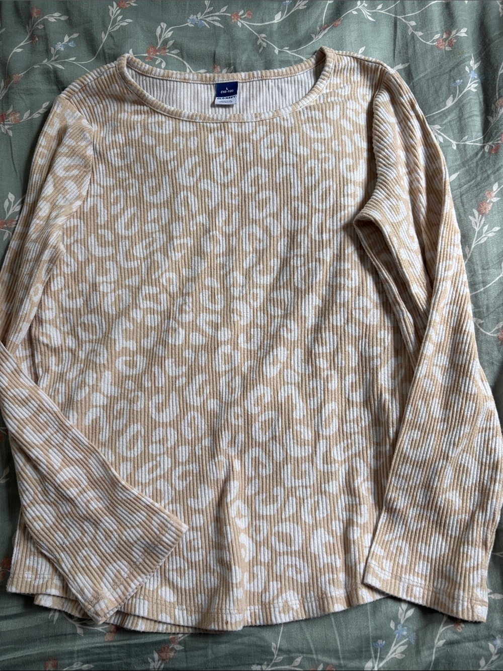 Old Navy Beige and White Leopard Print Ribbed Long Sleeve Tee